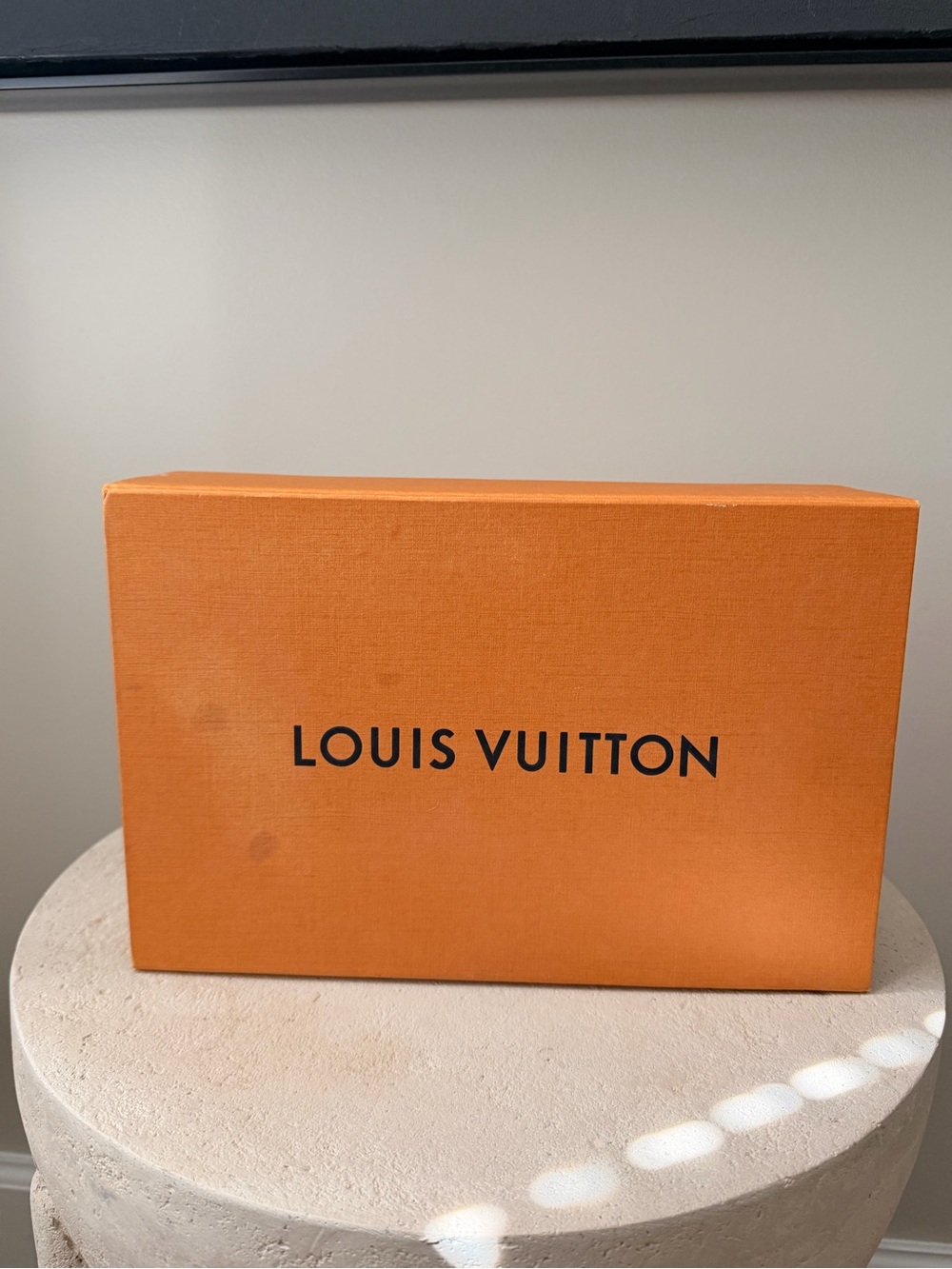 Louis Vuitton Damier Azur Shoulder Bag - Picture 3 of 9